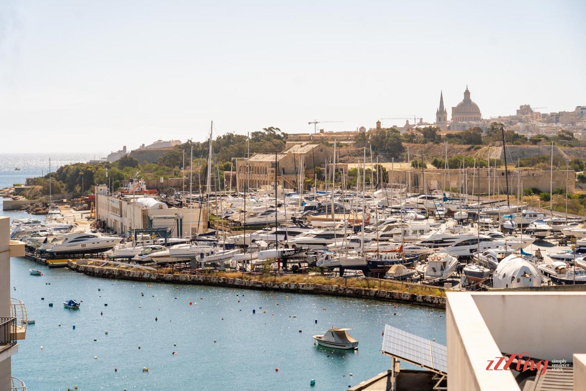 Stuart Rooms By Zzzing Gzira المظهر الخارجي الصورة