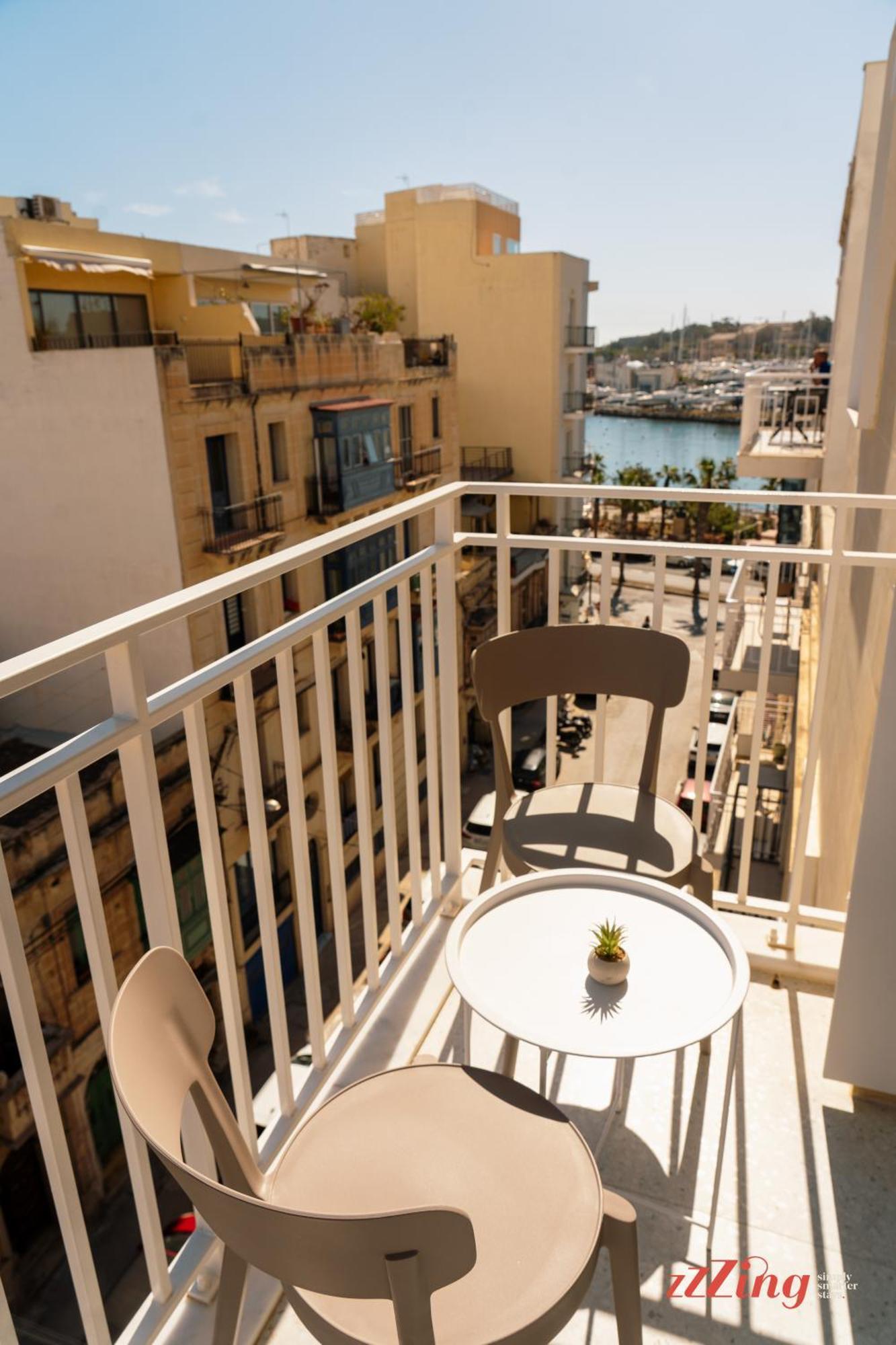 Stuart Rooms By Zzzing Gzira المظهر الخارجي الصورة
